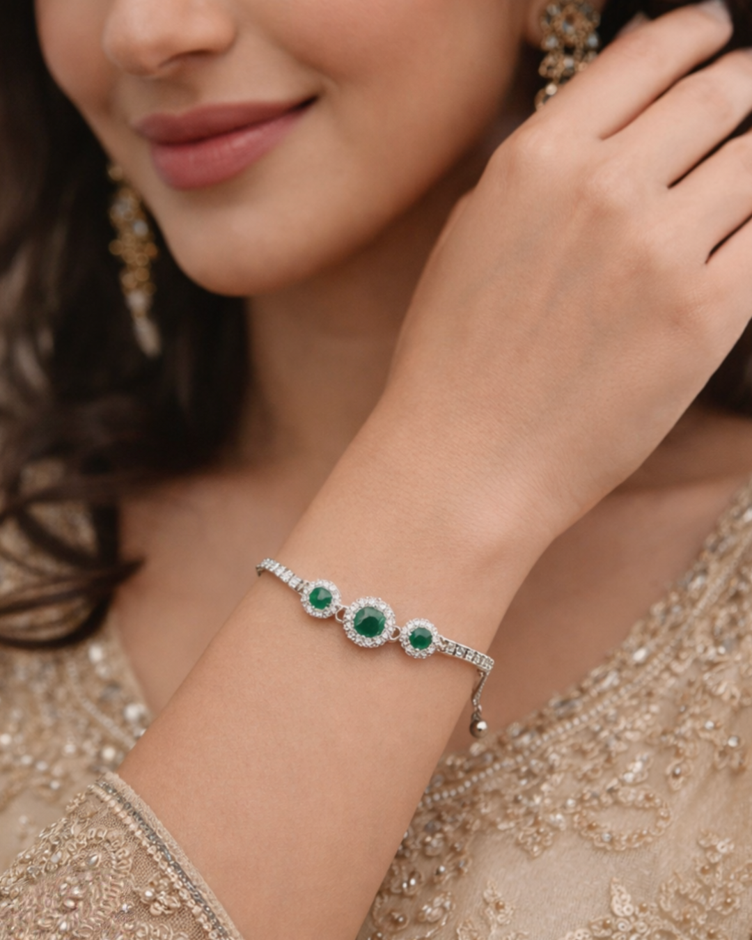 CBR-007 Emerald Elegance Wrapped In silver
