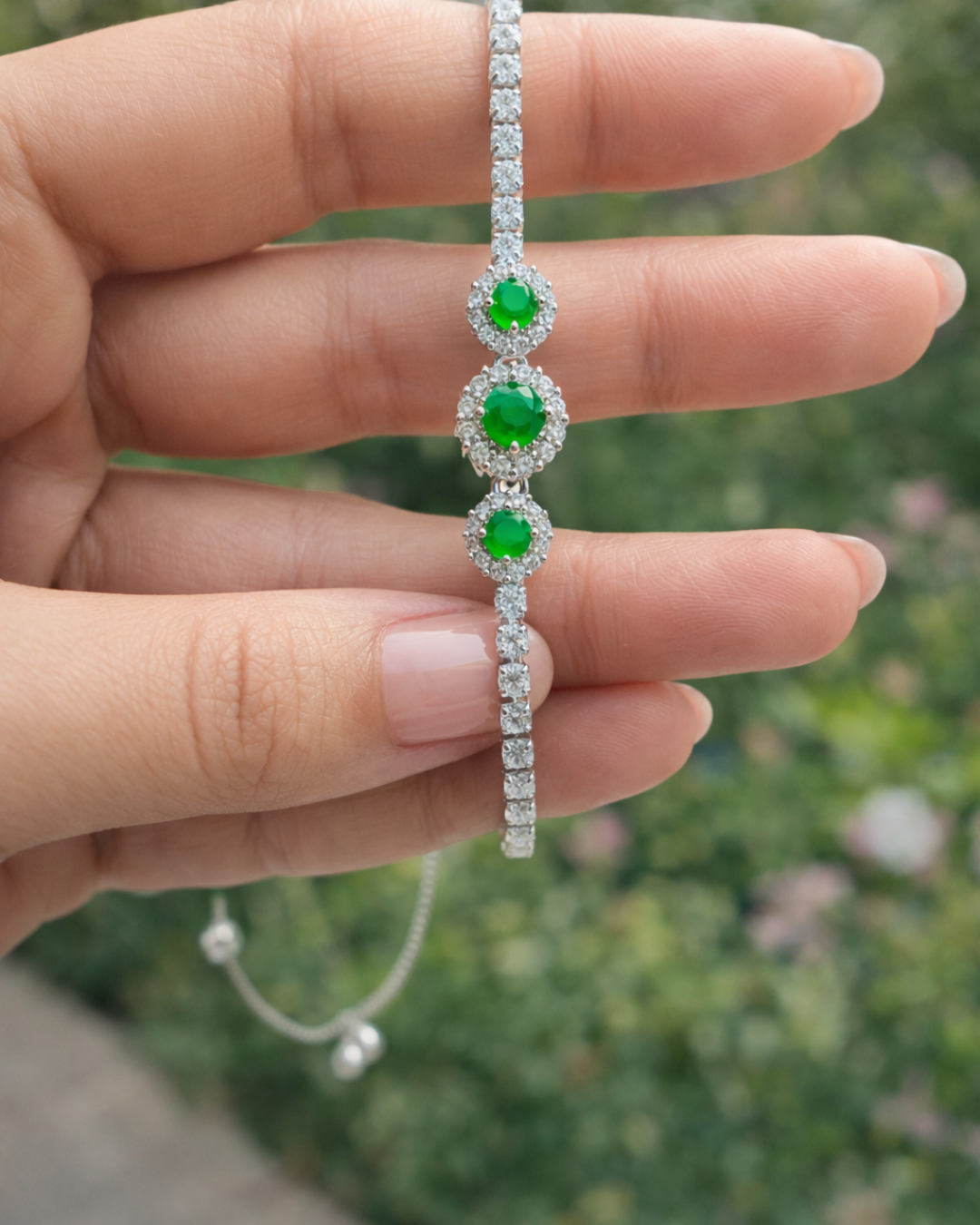 CBR-007 Emerald Elegance Wrapped In silver