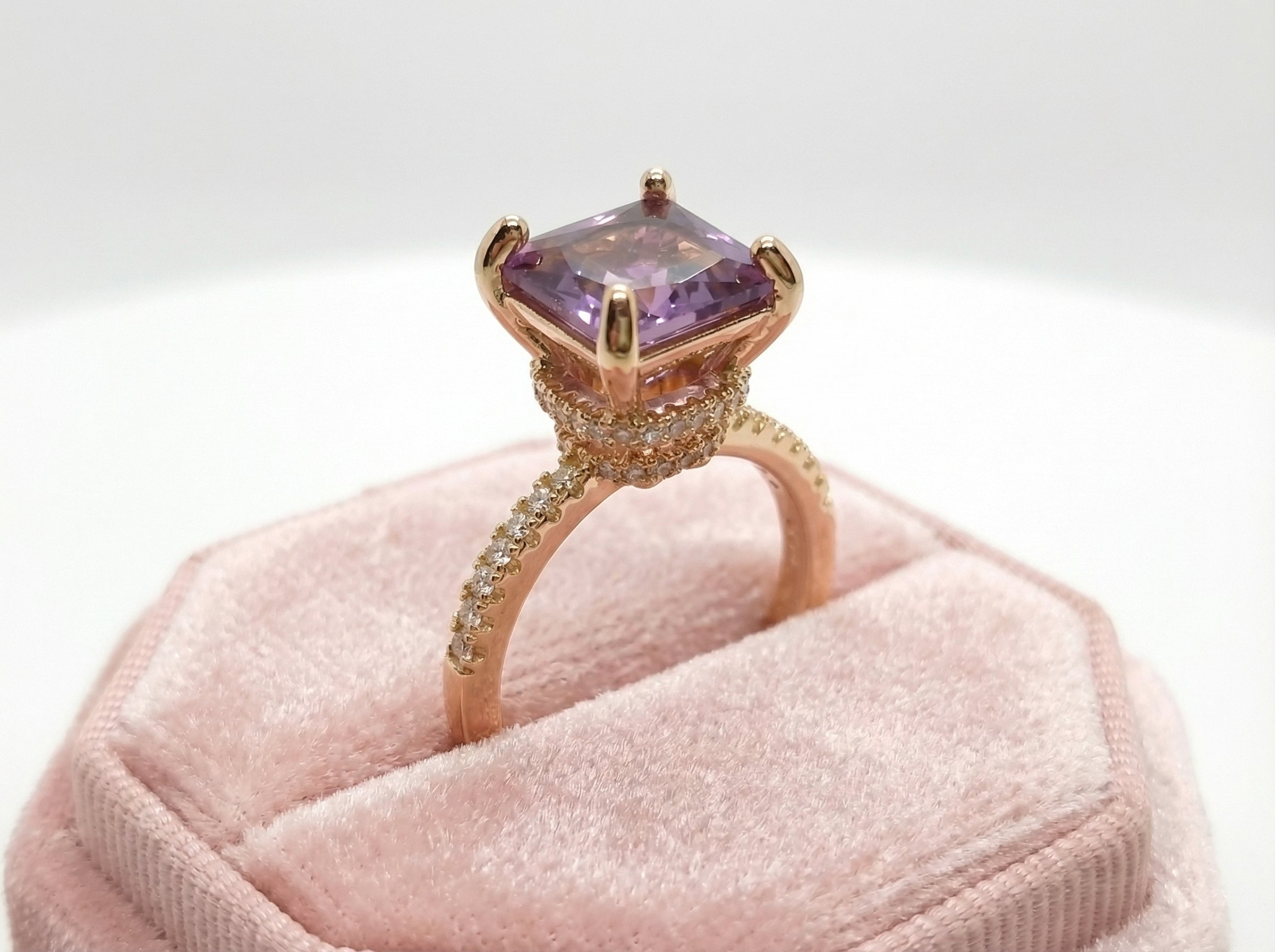 RG-043 Luxury Look Without The Luxury Price