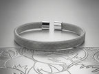 BR-001 This Bracelet Completes Look