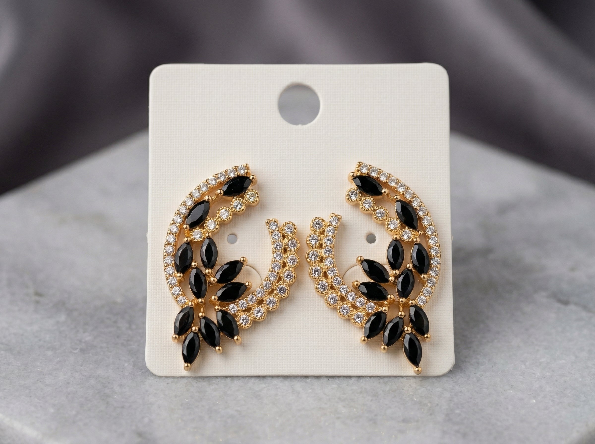 TP-005 Simple, Classy, And Perfect For Every Outfit