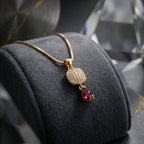 PC-005 A Little Pendent, A Lot Of Elegance