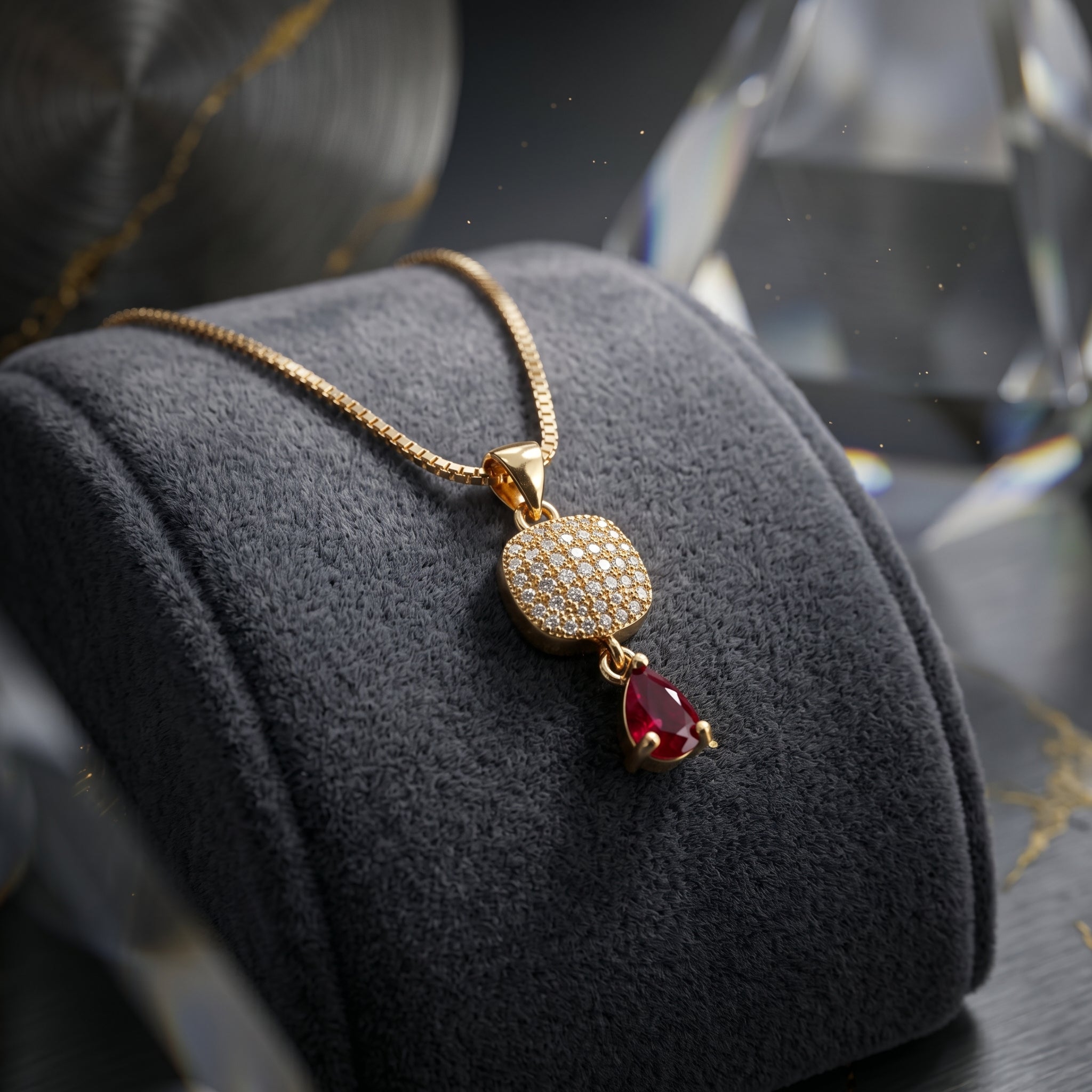 PC-005 A Little Pendent, A Lot Of Elegance