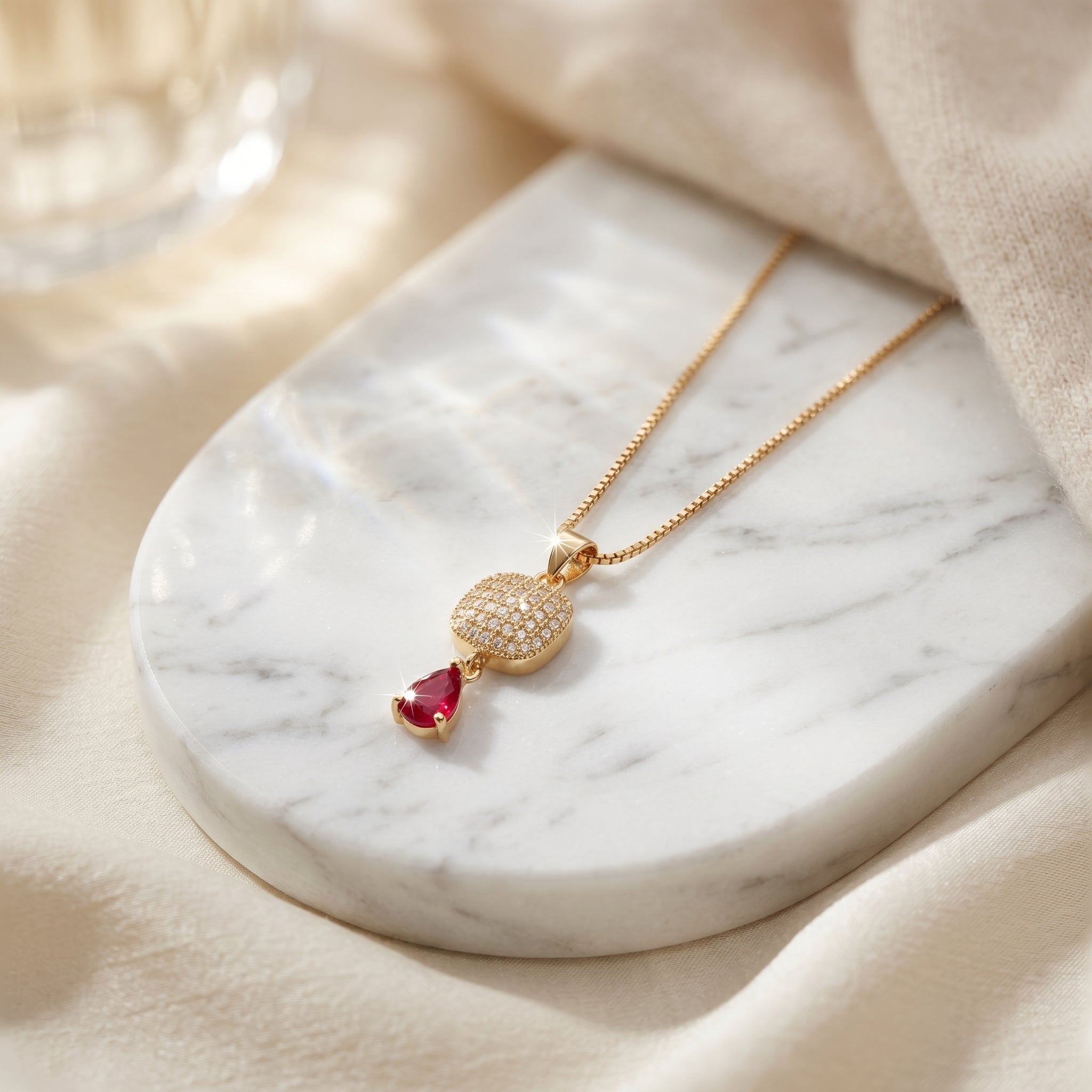 PC-005 A Little Pendent, A Lot Of Elegance