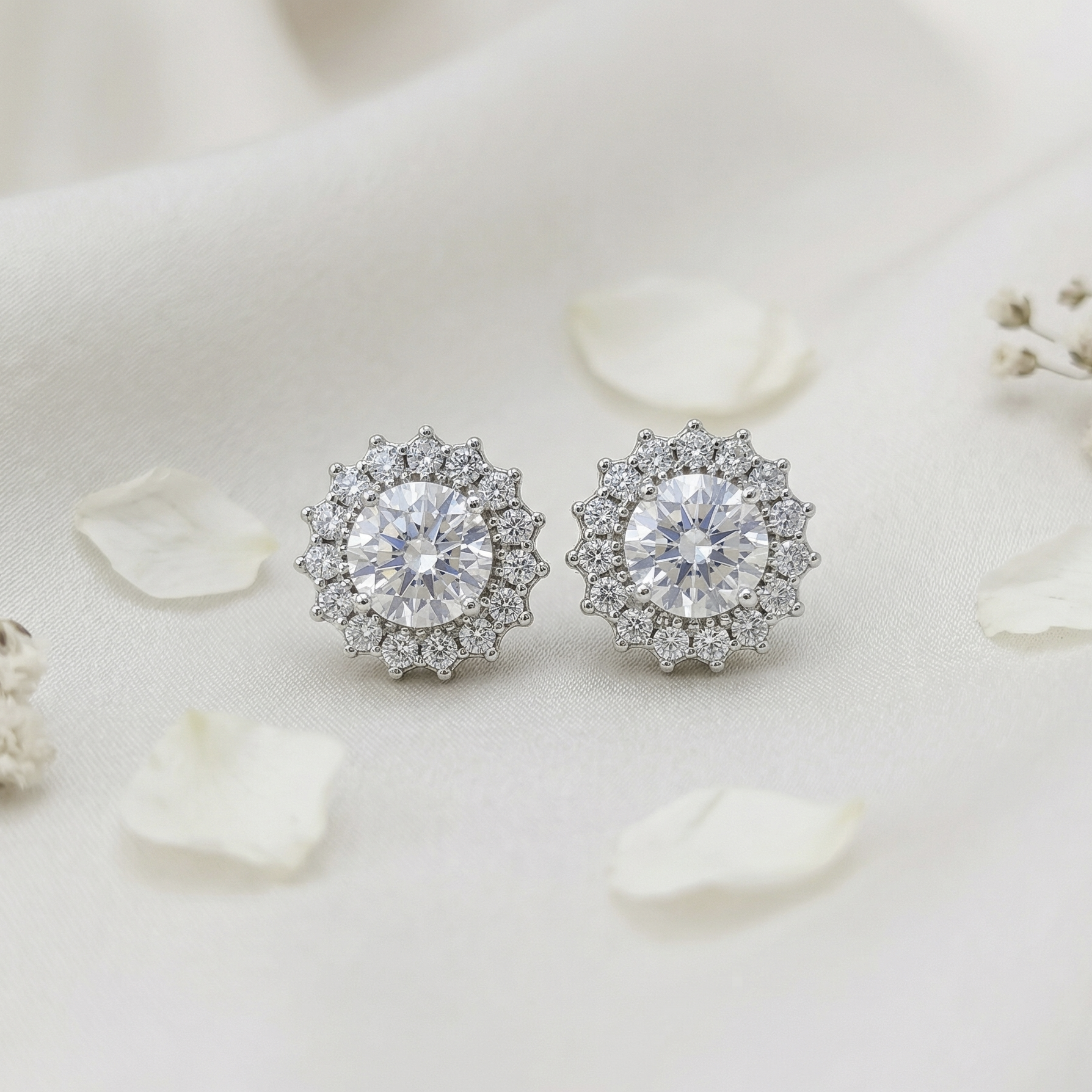 TP-010 Small But Stunning